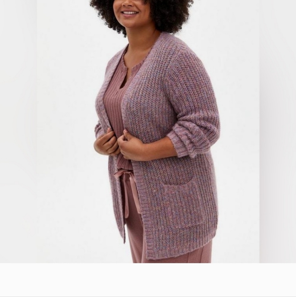 Torrid Size 4 gorgeous cardigan sweater